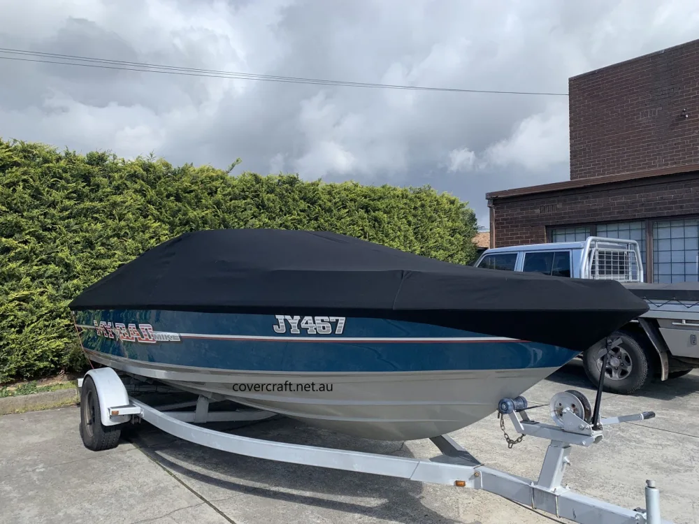 How Boat Covers Help Protect Your Boat During a Move